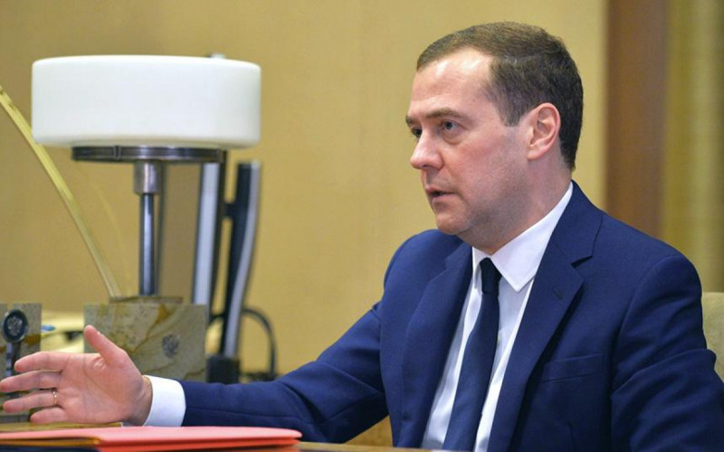 Medvedev objasnio zašto je morao otići