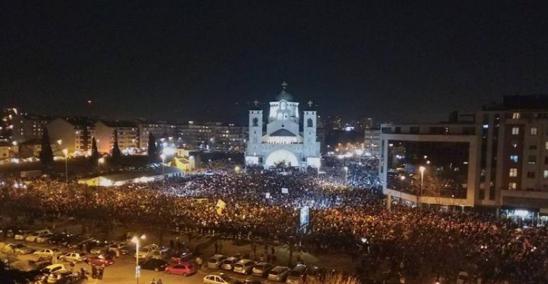 Podgorica piše istoriju: Oko hrama 60.000 ljudi