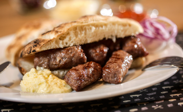 Najbolji recept za sarajevske ćevape od samo dva sastojka