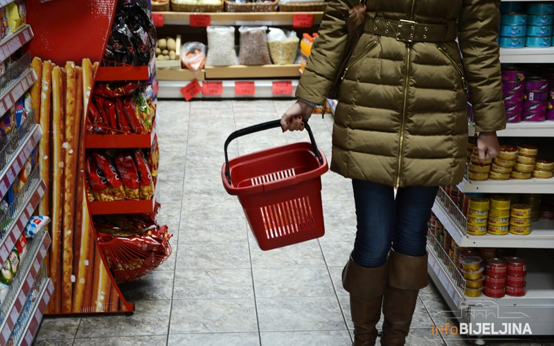 Cijene iste: Čokolada spala na 70 g, čips na nekoliko komada