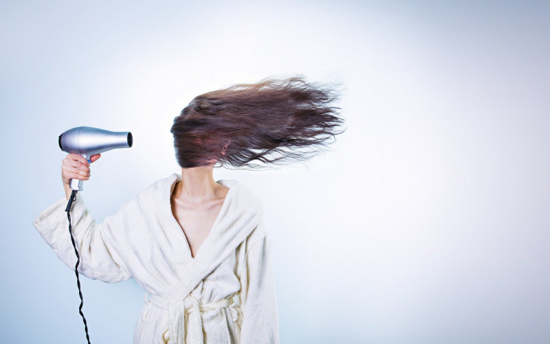 Šta kažu stručnjaci: Koliko često treba prati kosu?
