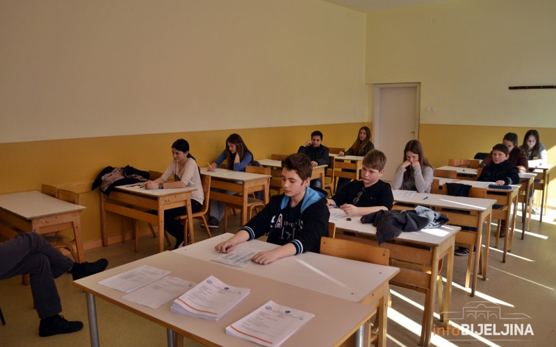 Šta srednje škole u RS treba da mijenjaju u svom radu?