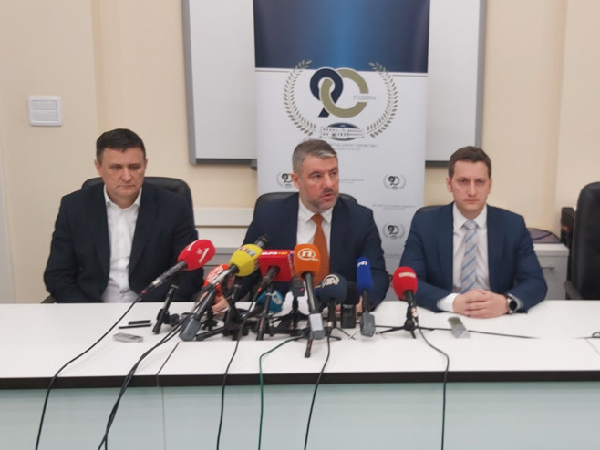 Dva slučaja virusa korona u Srpskoj; Zaraženo i dijete