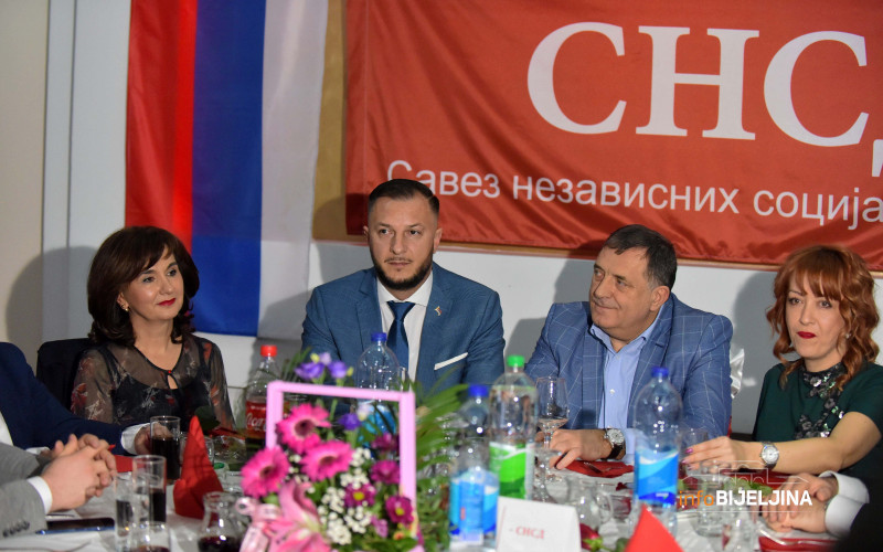 Dodik u Bijeljini: SNSD od početka birao žene na značajne funkcije /FOTO/