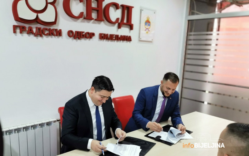 Bijeljinski SNSD i PDP potpisali sporazum o koalicionoj saradnji /FOTO/
