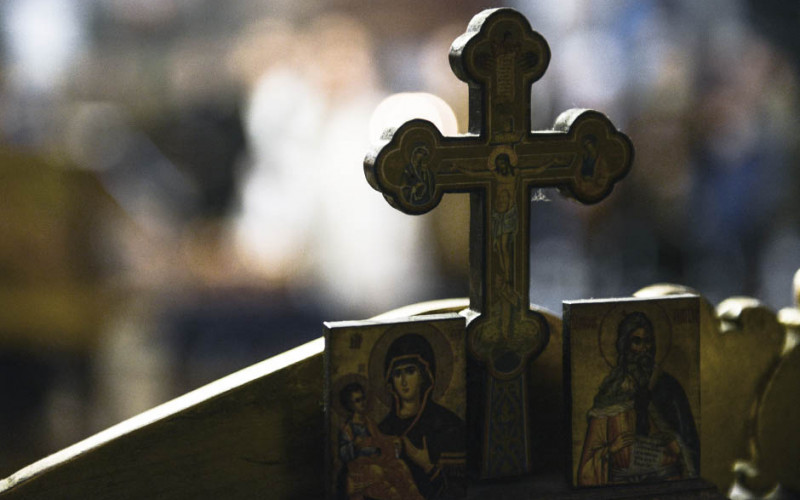 Vjernici došli u crkvu uprkos zabrani okupljanja, INTERVENISALA policija