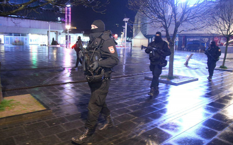 Policija juče u Srpskoj KAZNILA 56 građana zatečenih na ulici: Mjere izolacije prekršene i na području Semberije