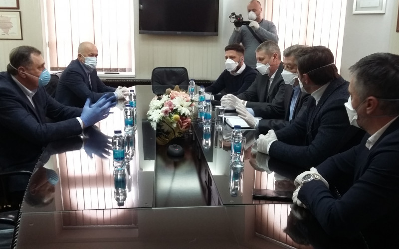 Dodik stigao u Bijeljinu, sastanak sa Mićićem o epidemiološkoj situaciji u gradu