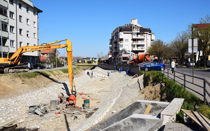 Bijeljina: Radovi na uređenju kanala Dašnica ulaze u završnu fazu