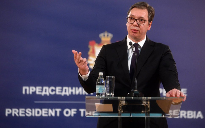 Vučić se nada ukidanju vanrednog stanja do kraja mjeseca