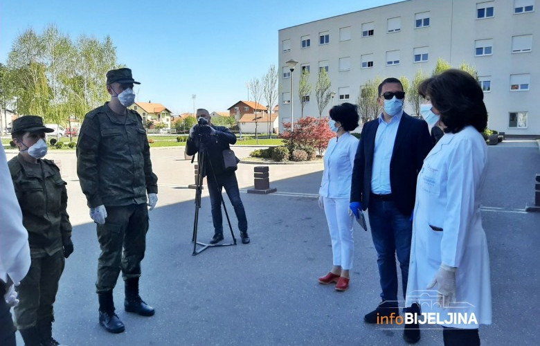 RUSKI STRUČNJACI U BIJELJINSKOJ BOLNICI Nema promjena u epidemiološkoj situaciji /FOTO/