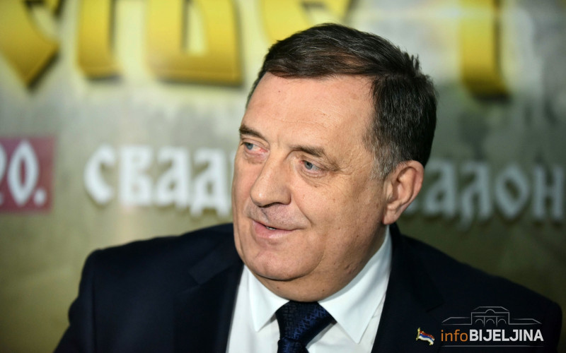 Dodik: Jednokratna pomoć od 1.000 KM zdravstvenim radnicima u Srpskoj