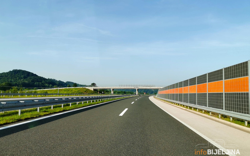 Nastavljaju se radovi i na auto-putu prema Sremskoj Rači