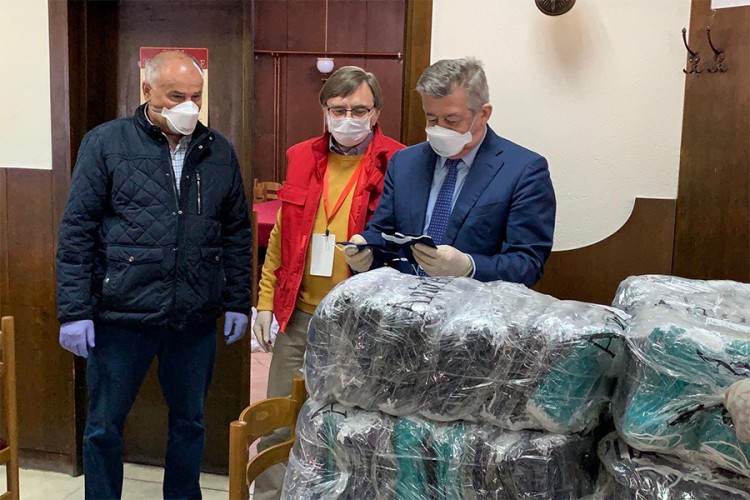 ​Paketi pomoći za 150 najugroženijih penzionera u Semberiji