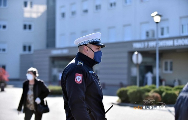 I policajcima u Republici Srpskoj po 1.000 maraka pomoći, a OVO JE USLOV