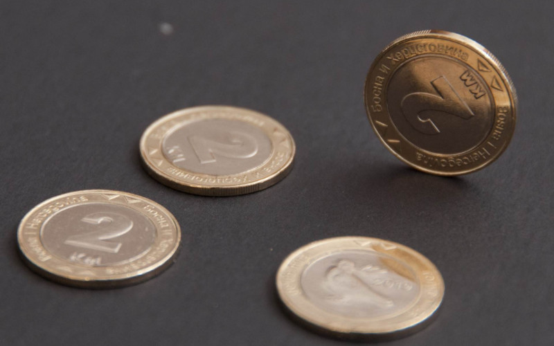 U BiH u upotrebi nove kovanice od 2 KM, razlikuju li se od starih?