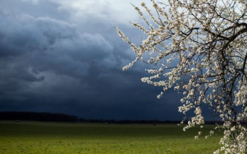 Sutra promjenjivo oblačno sa sunčanim intervalima