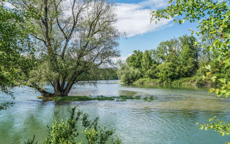 Sutra promjenljivo oblačno sa sunčanim intervalima