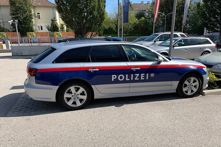 Austrijska policija vratila sa granice mladića iz BiH