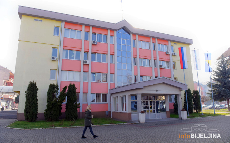 Ugljevik: Do 16. juna slati prijave za najuređenije dvorište