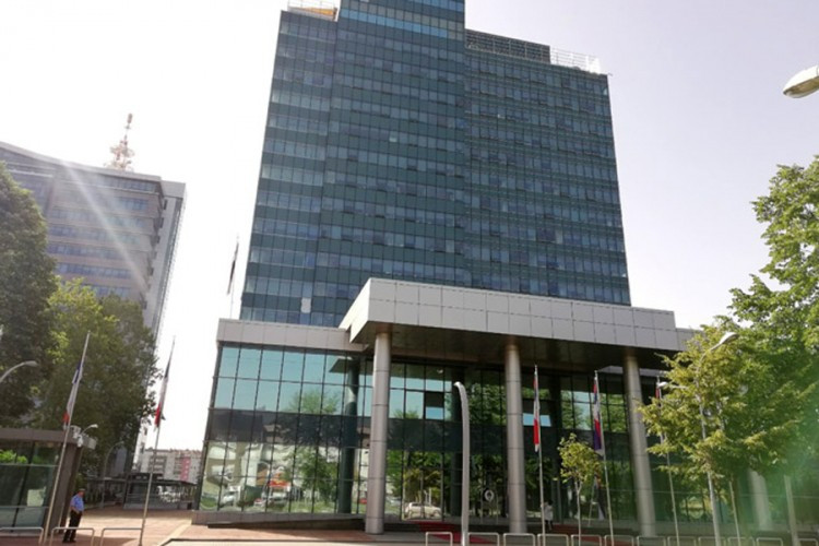 Fond solidarnosti počeo sa isplatom aprilske plate