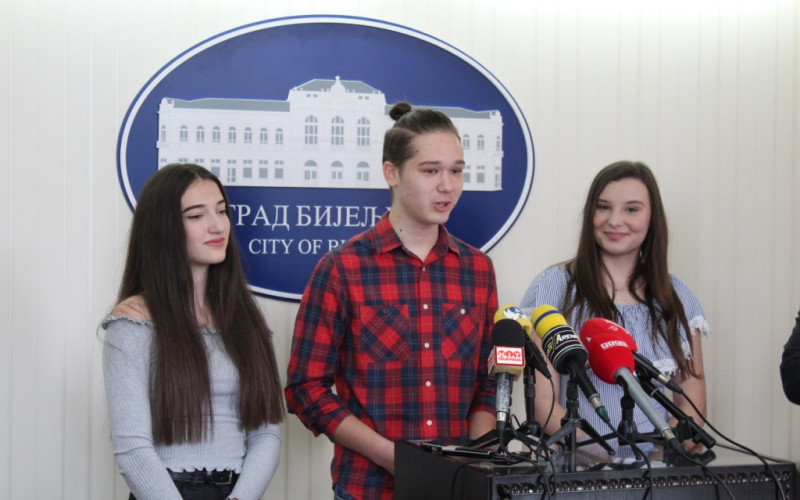 Emilija, LJubinka i Danilo predstavljaju Bijeljinu na „Ritmu Evrope“