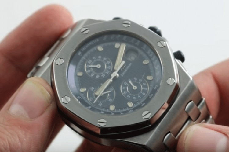 Zaplijenjen luksuzni sat od 22.000 evra