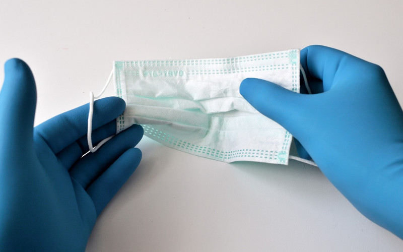 Povećan broj obolelih aktivirao ALARM: Maske nositi i na OTVORENOM!