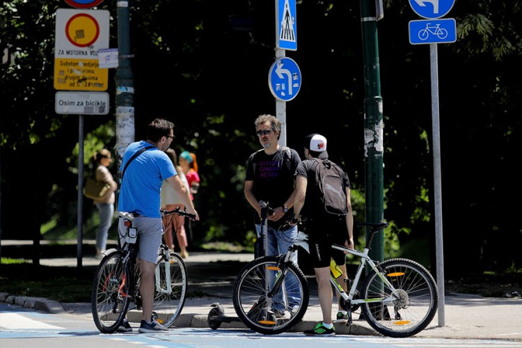 Krizni štab FBiH donio novu naredbu i preporuke zbog virusa korona