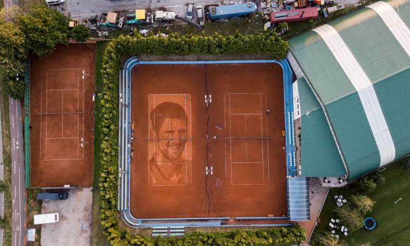 Prvi na teniskoj šljaci i najveći portret Đokovića na svijetu osvanuo u Beogradu