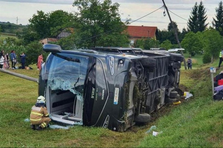 Prevrnuo se autobus sa bh. državljanima, ima povrijeđenih