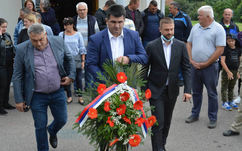 Slava crkve u Pukišu i parastos poginulim borcima iz Labucke