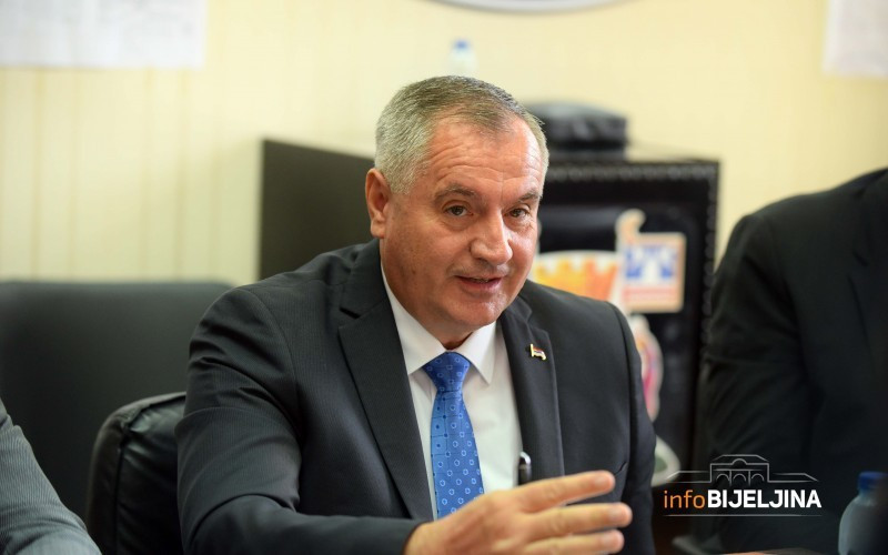 VRAĆA SE REDOVNIM AKTIVNOSTIMA Višković se oporavio od korona virusa