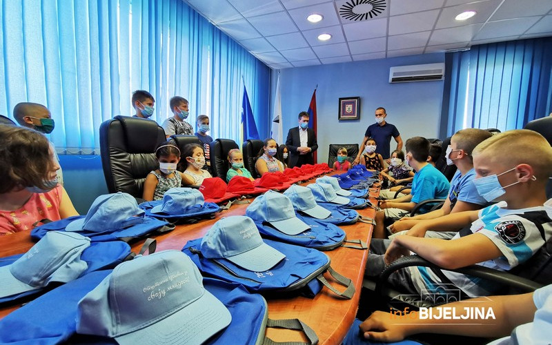 U NTC kampu na Gučevu 28 mališana iz Ugljevika uz podršku opštine