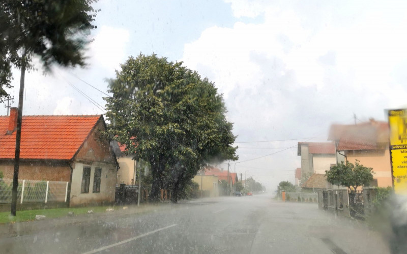 Snažno nevrijeme pogodilo Semberiju