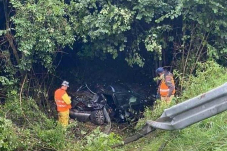 Dva mladića poginula u saobraćajnoj nesreći na prevoju Komar