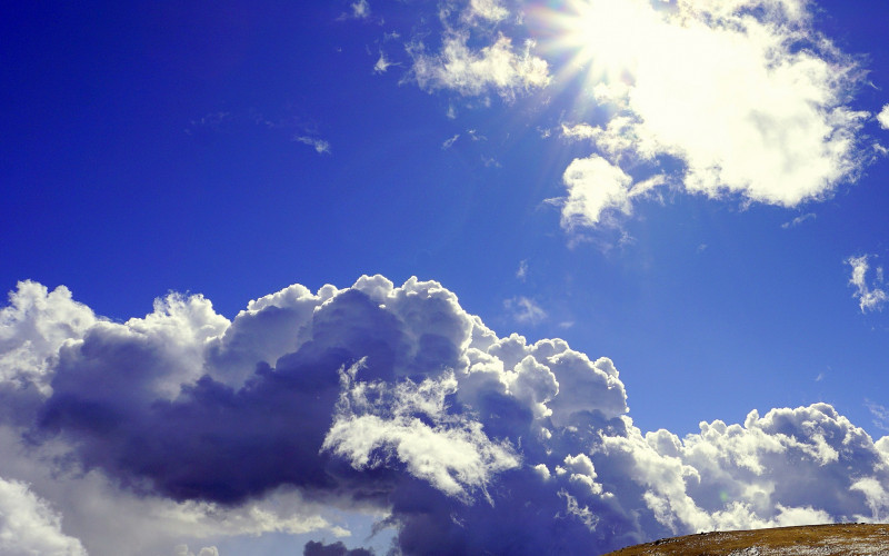 Danas sunčano uz malu oblačnost