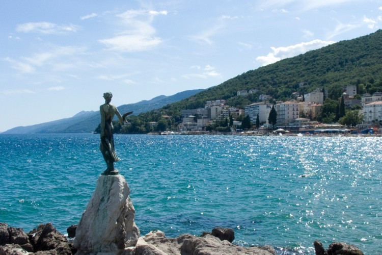 Bijeg stranaca preko noći 