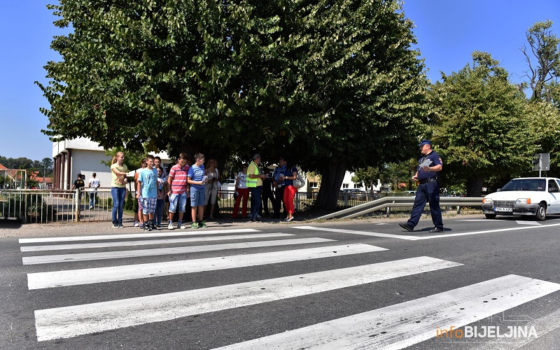 Šta ako učenik ima simptome korone: Svi školarci u jednu ambulantu