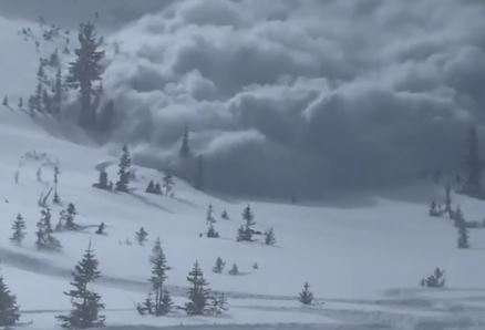 Zatrpala ih gomila snijega, jedan već bio mrtav: Lavina u Austriji ubila tri skijaša, dva povrijeđena