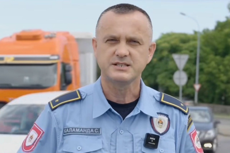 Policajac MUP-a Srpske objasnio kako se vozi kroz kružni tok (VIDEO)