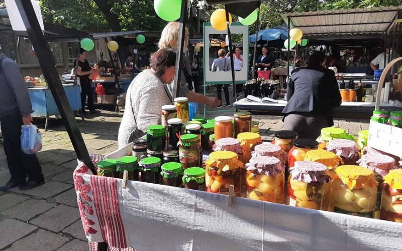 KARAVAN ZIMNICE U BIJELJINI Promocija domaćih proizvoda