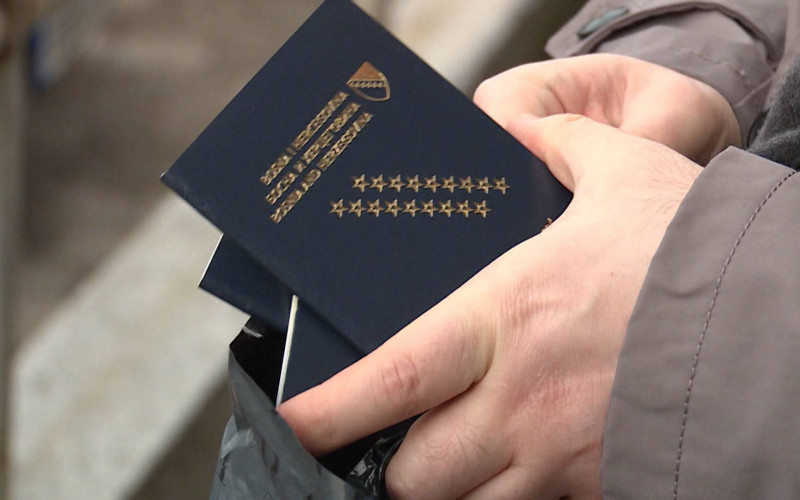 IDDEEA naslućuje novi haos sa nabavkom pasoša i ličnih karti