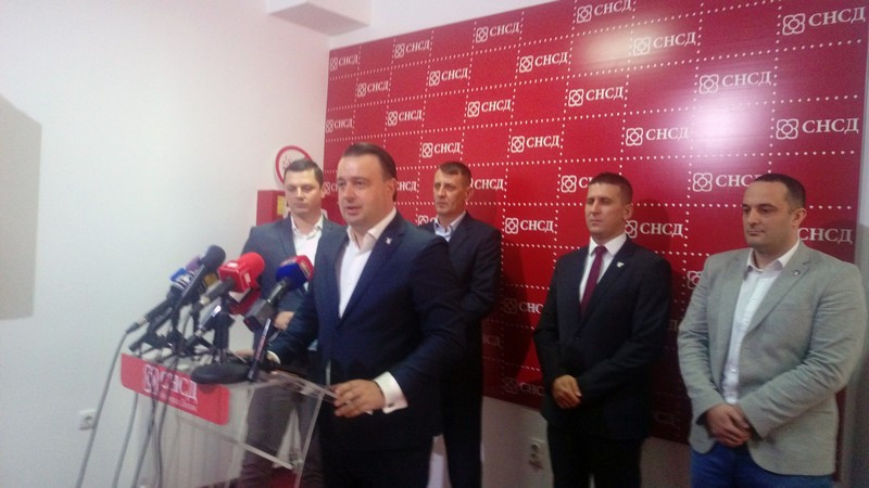 Mihajlović: Prekompozicija vlasti daje dobre rezultate