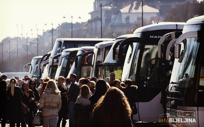 Vlada pomaže preduzećima koja se bave međunarodnim prevozom putnika