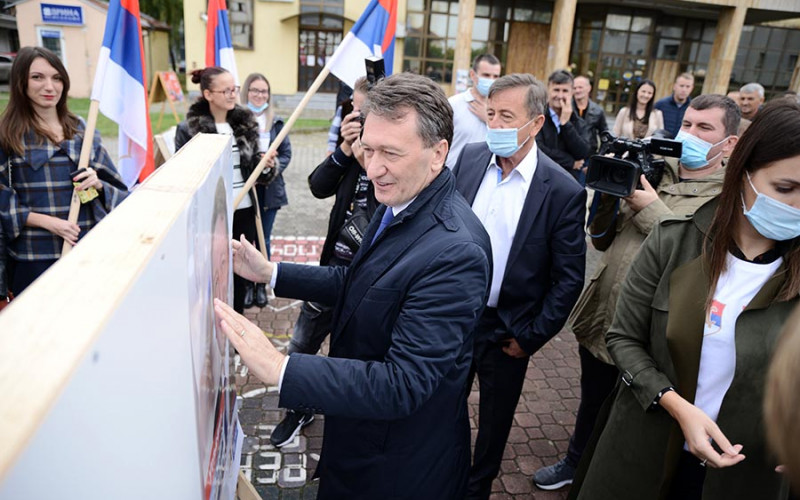 „UGLJEVIK PO MJERI SVIH NAS“ OO SDS Ugljevik zvanično počeo predizbornu kampanju