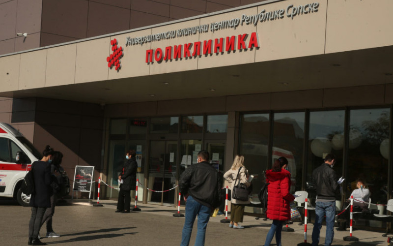 Osoblje UKC RS: Energija je na uzmaku, preklinjemo građane da poštuju mjere