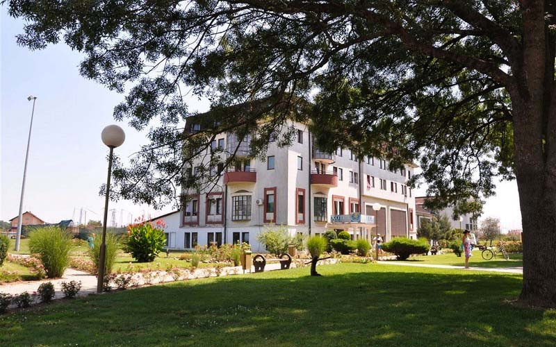 BIJELJINA IMA 742 AKTIVNA SLUČAJA Banja Dvorovi nova KOVID bolnica