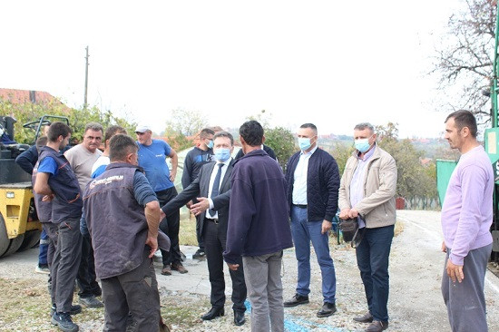 PERIĆ: Ulaganje u infrastrukturu za bolje uslove života svih građana