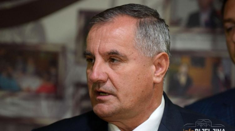 Višković: Uvođenje ograničenja kretanja zavisi isključivo od građana